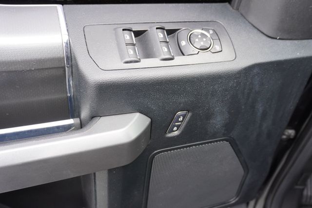 2017 Ford F-150 XLT - 22984046 - 27