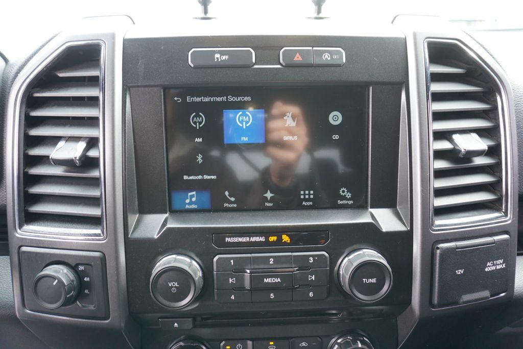 2017 Ford F-150 XLT - 22984046 - 33