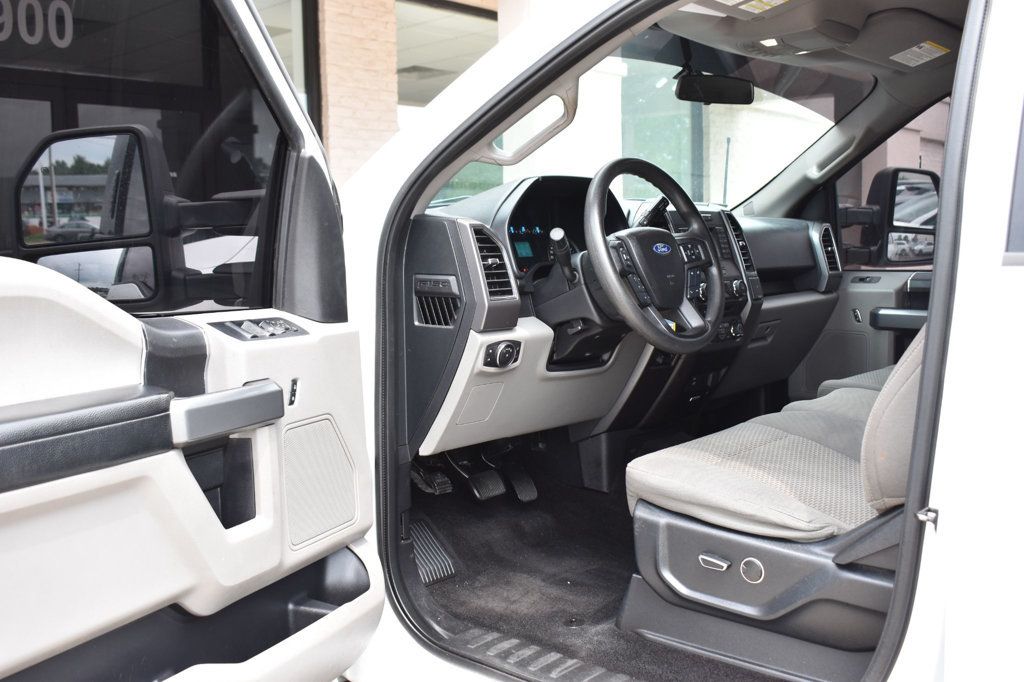 2017 Ford F-150 XLT 4WD Reg Cab 6.5' Box - 23052502 - 14
