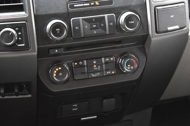 2017 Ford F-150 XLT 4WD Reg Cab 6.5' Box - 23052502 - 28