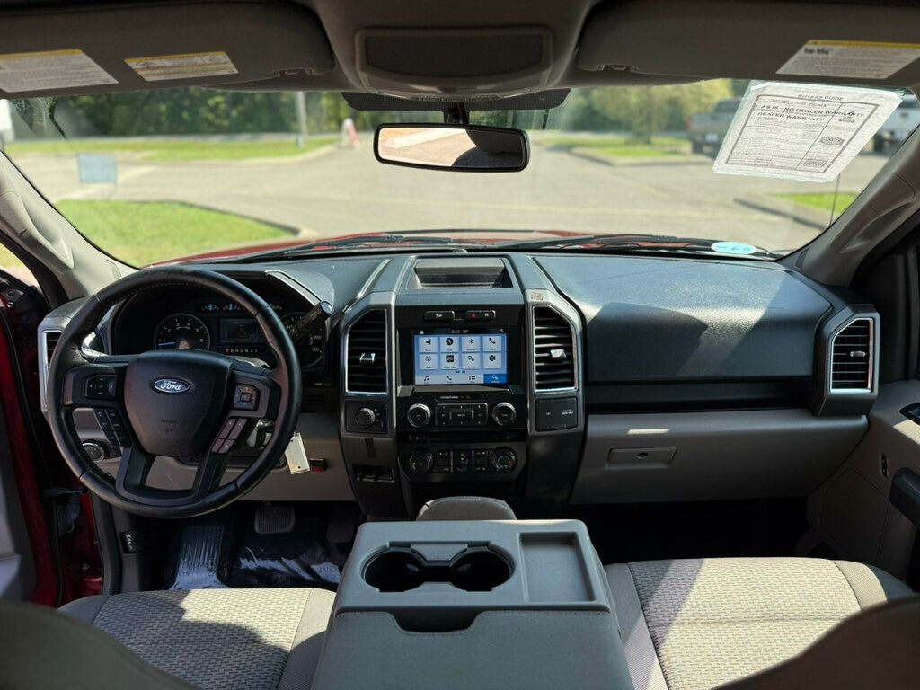 2017 Ford F-150 XLT photo 16