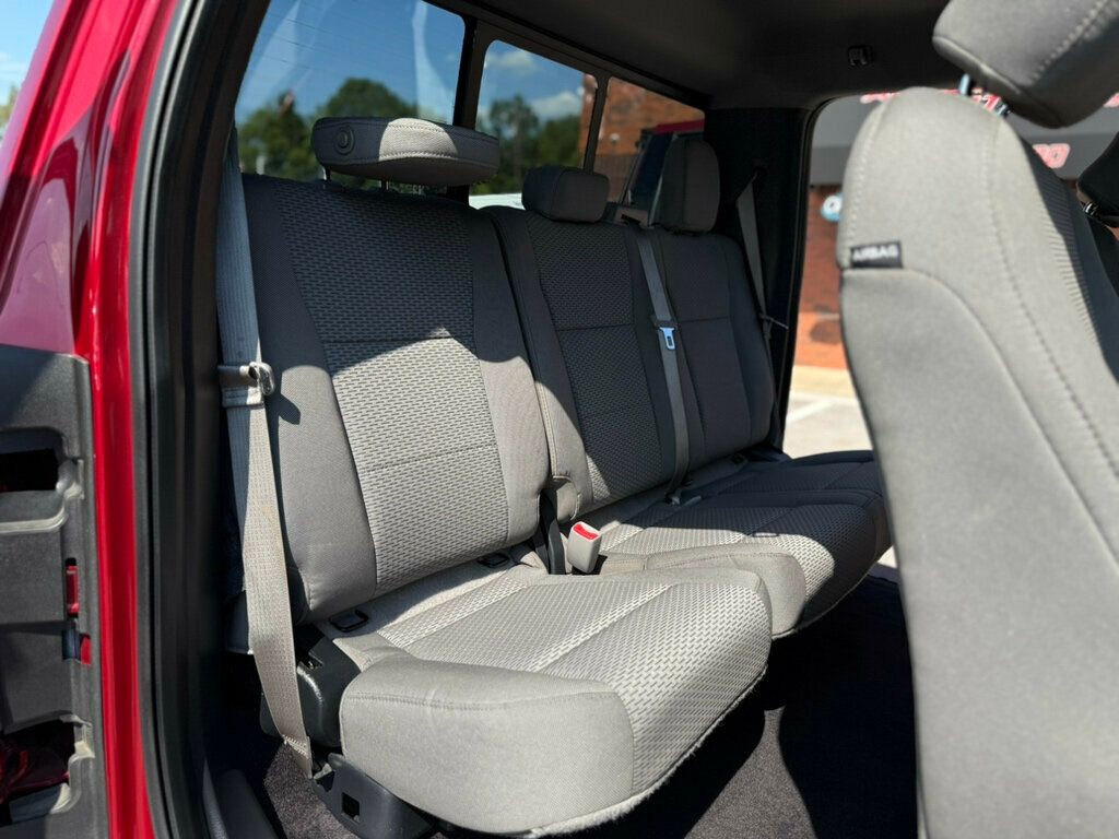 2017 Ford F-150 XLT photo 23