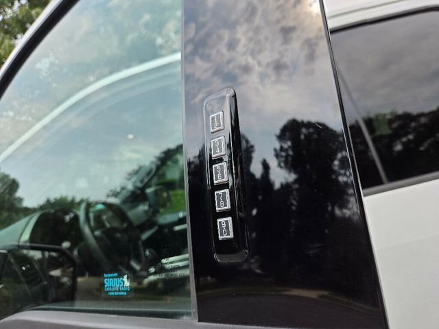 2017 Ford F-150 XLT 4WD SuperCab 8' Box - 23060833 - 26