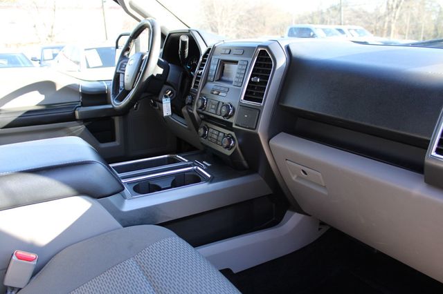 2017 Ford F-150 XLT 4WD SuperCrew 5.5' Box - 22981589 - 17