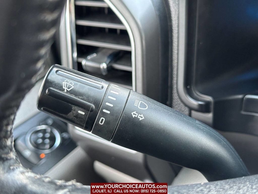 2017 Ford F-150 XLT 4x4 4dr SuperCrew 5.5 ft. SB - 22903937 - 34