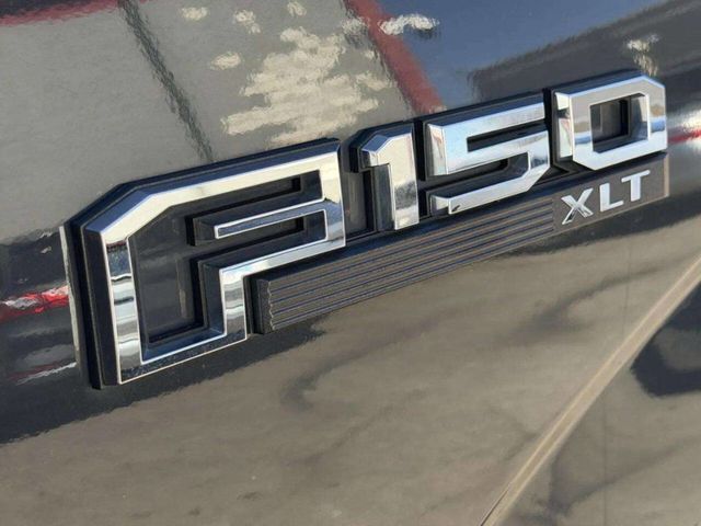 2017 Ford F-150 XLT 4x4 4dr SuperCrew 5.5 ft. SB - 22996136 - 26