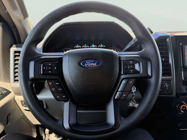 2017 Ford F-150 XLT 4x4 4dr SuperCrew 5.5 ft. SB - 22996136 - 31