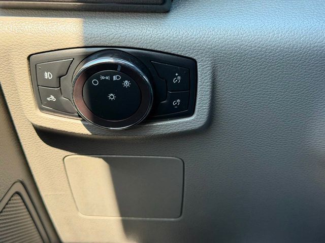 2017 Ford F-150 XLT 4x4 4dr SuperCrew 5.5 ft. SB - 22996136 - 36