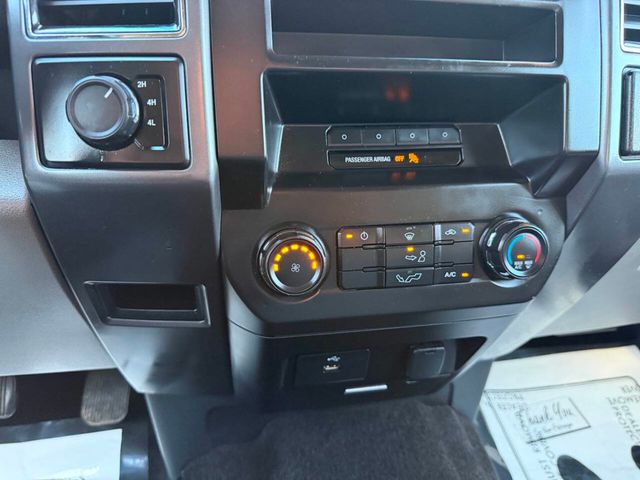 2017 Ford F-150 XLT 4x4 4dr SuperCrew 5.5 ft. SB - 22996136 - 39