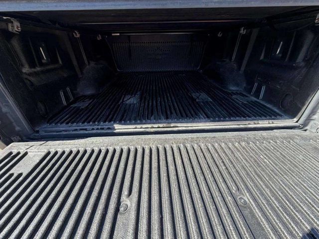 2017 Ford F-150 XLT 4x4 4dr SuperCrew 5.5 ft. SB - 22996136 - 6