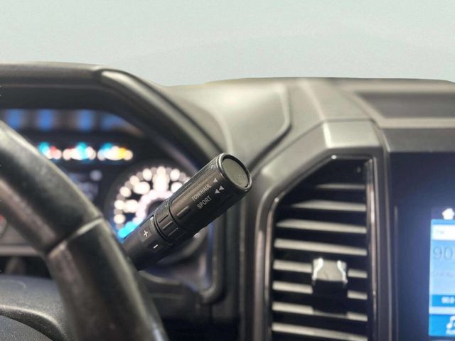 2017 Ford F-150 XLT 4x4 4dr SuperCrew 5.5 ft. SB - 22999332 - 31