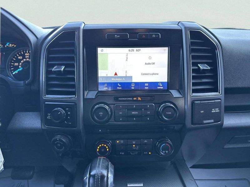 2017 Ford F-150 XLT 4x4 4dr SuperCrew 5.5 ft. SB - 23028720 - 22