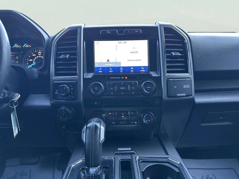 2017 Ford F-150 XLT 4x4 4dr SuperCrew 5.5 ft. SB - 23028720 - 31