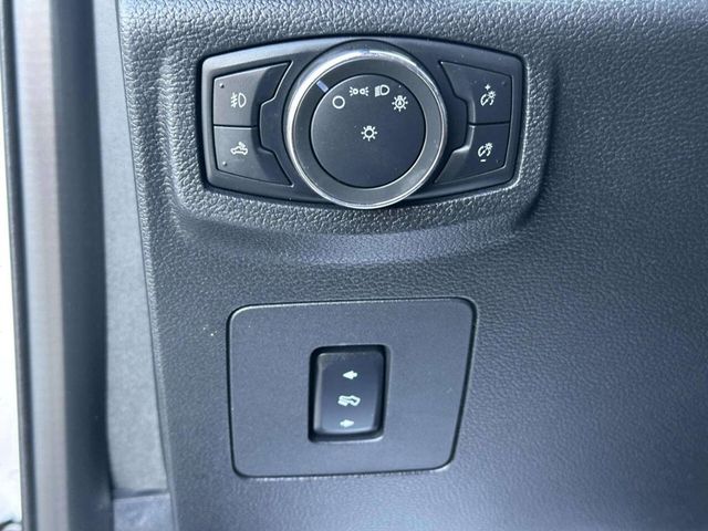 2017 Ford F-150 XLT 4x4 4dr SuperCrew 5.5 ft. SB - 23055255 - 16