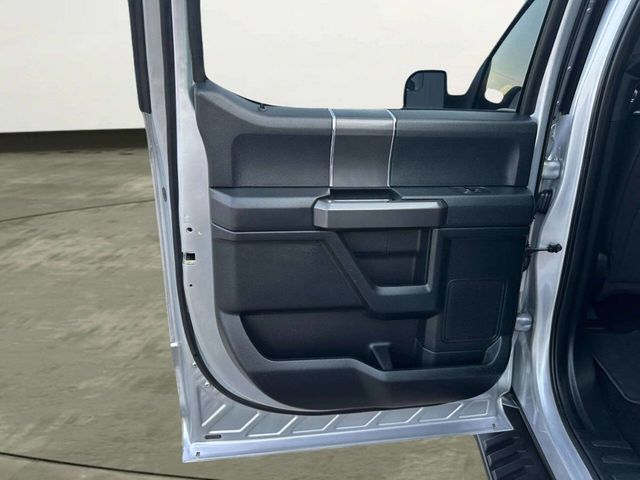 2017 Ford F-150 XLT 4x4 4dr SuperCrew 5.5 ft. SB - 23055255 - 38