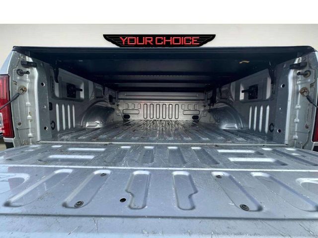 2017 Ford F-150 XLT 4x4 4dr SuperCrew 5.5 ft. SB - 23055255 - 39