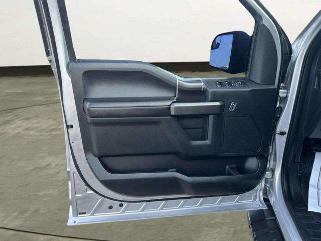 2017 Ford F-150 XLT 4x4 4dr SuperCrew 5.5 ft. SB - 23055255 - 42