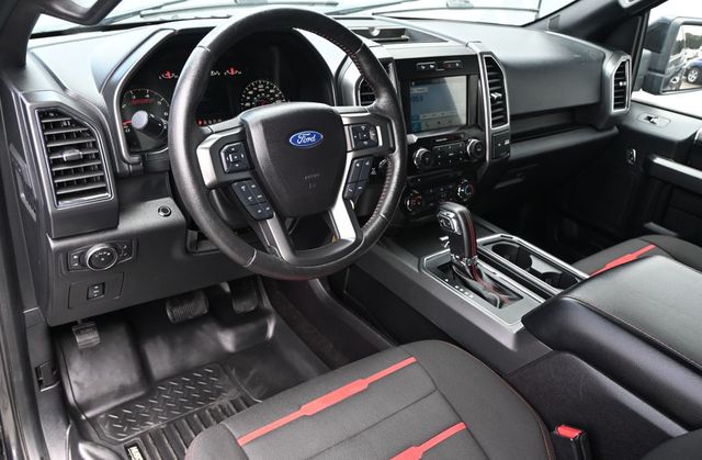 2017 Ford F-150 XLT 4x4 SuperCrew - 23051980 - 9