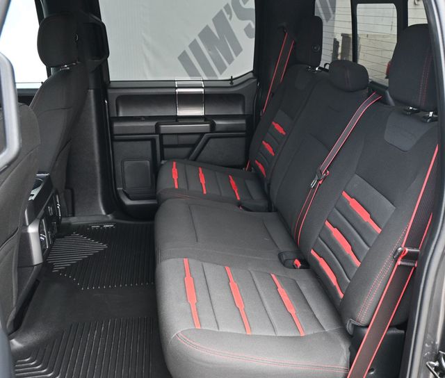 2017 Ford F-150 XLT 4x4 SuperCrew - 23051980 - 17