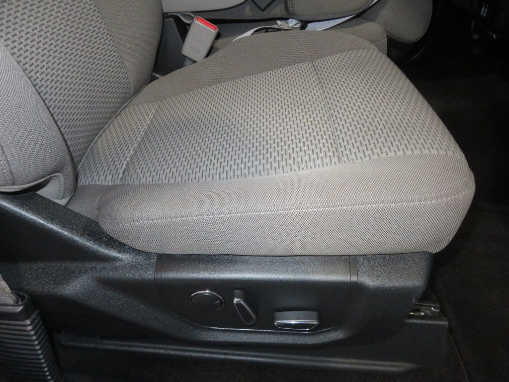 2017 Ford F-150 XLT SUPERCREW 4X4 EXTRA CLEAN 3O SERVICE RECORDS 2OWNER  - 23019827 - 35