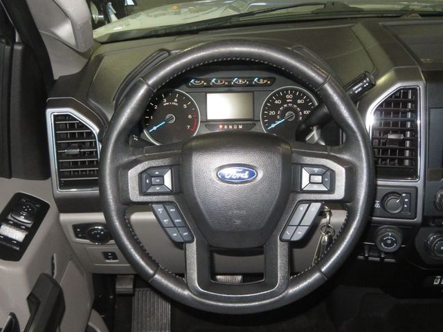 2017 Ford F-150 XLT SUPERCREW 4X4 EXTRA CLEAN 3O SERVICE RECORDS 2OWNER  - 23019827 - 37