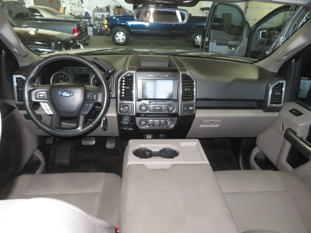 2017 Ford F-150 XLT SUPERCREW 4X4 EXTRA CLEAN 3O SERVICE RECORDS 2OWNER  - 23019827 - 40