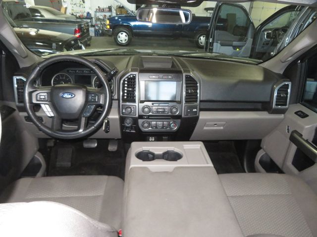 2017 Ford F-150 XLT SUPERCREW 4X4 EXTRA CLEAN 3O SERVICE RECORDS 2OWNER  - 23019827 - 40