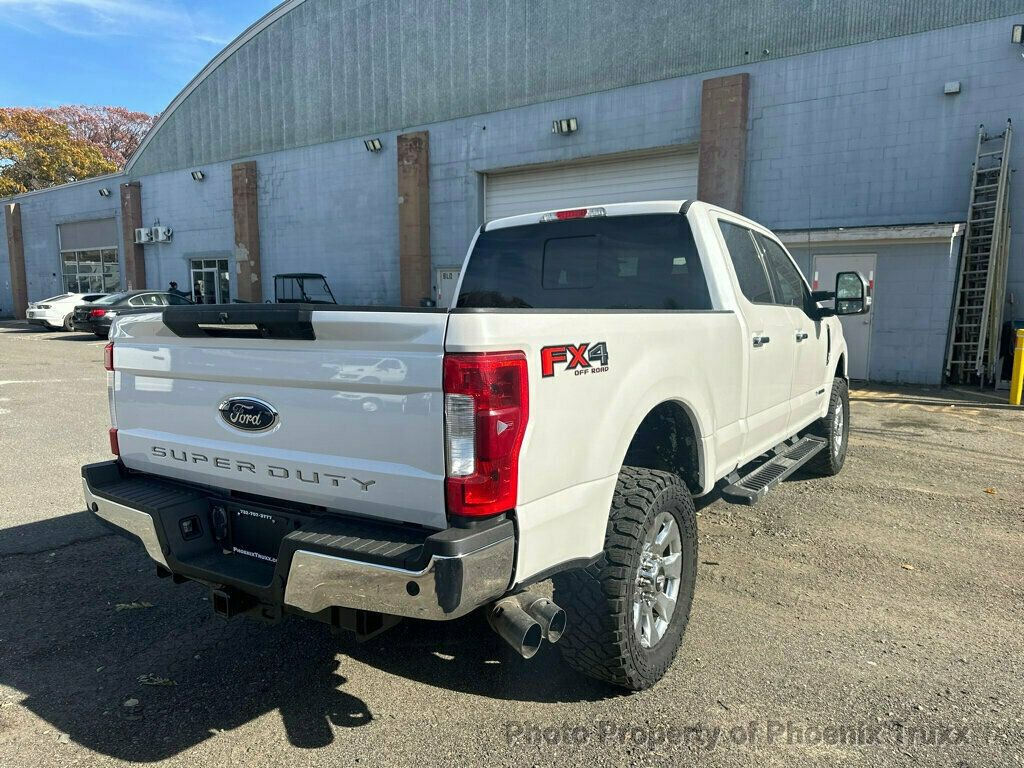 2017 Ford F-250 Lariat photo 4