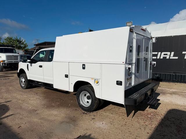 2017 Ford F-350 Extended Cab Enclosed Utility Service Truck  - 23101438 - 2