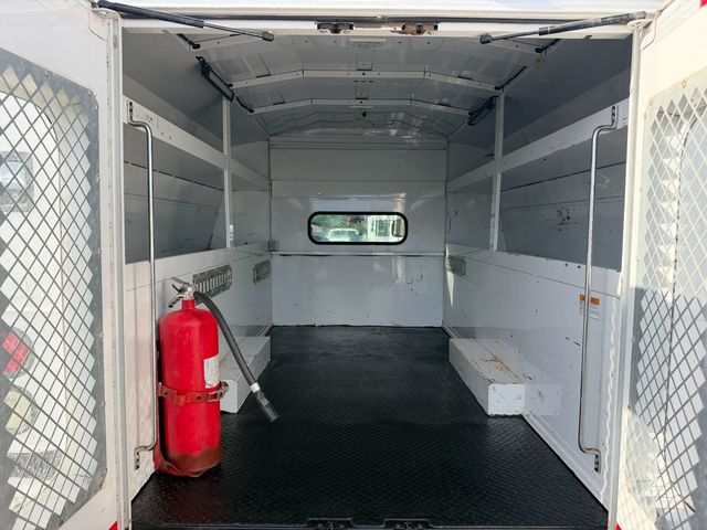 2017 Ford F-350 Extended Cab Enclosed Utility Service Truck  - 23101438 - 7