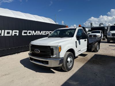 2017 Ford F-350 Gooseneck Flatbed