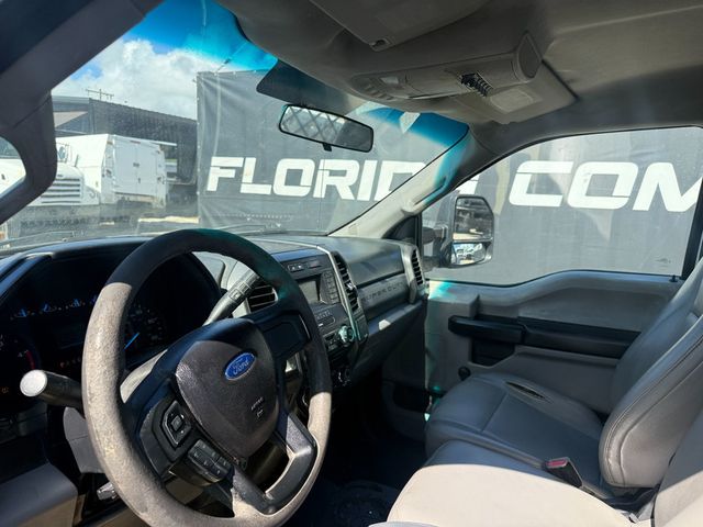 2017 Ford F-350 Gooseneck Flatbed  - 23095538 - 5