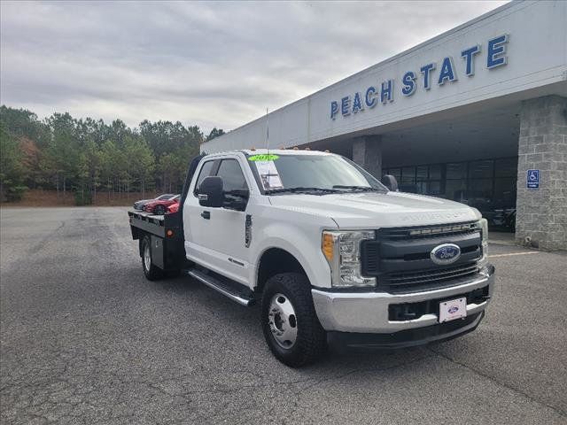 2017 Ford F-350SD XL - 22178410 - 0