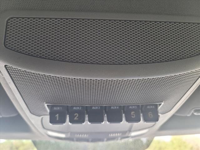 2017 Ford F-350SD XL - 22178410 - 19