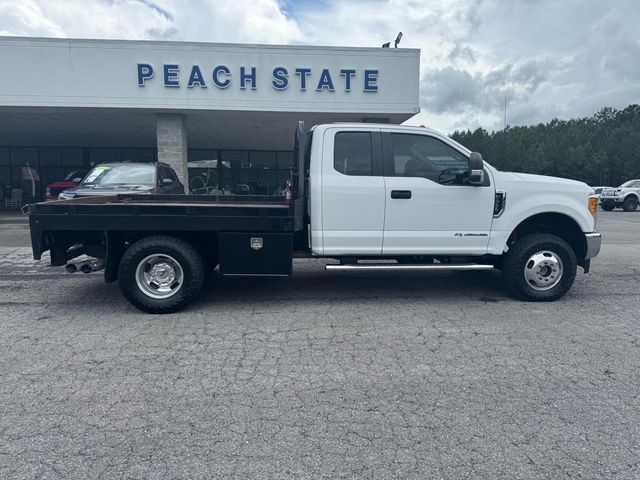 2017 Ford F-350SD XL - 23026565 - 0