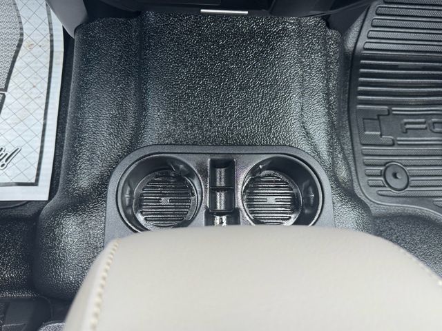 2017 Ford F-350SD XL - 23026565 - 24