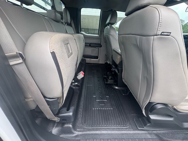 2017 Ford F-350SD XL - 23026565 - 32