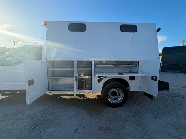 2017 Ford F-550 4X4 Enclosed Utility Service Truck  - 22997104 - 7