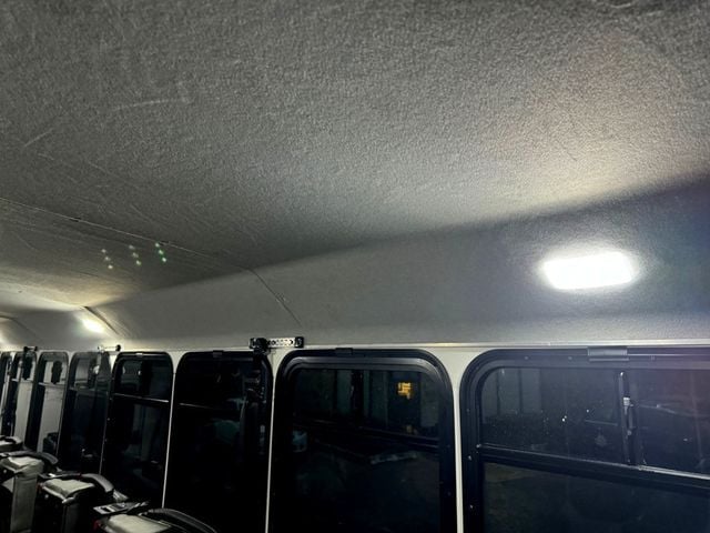 2017 Ford F-550 Eldorado 24 Passenger Wheelchair Shuttle Bus For Adults Seniors Church & Handicapped Transport - 22637415 - 32