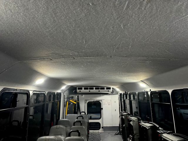 2017 Ford F-550 Eldorado 24 Passenger Wheelchair Shuttle Bus For Adults Seniors Church & Handicapped Transport - 22637415 - 33