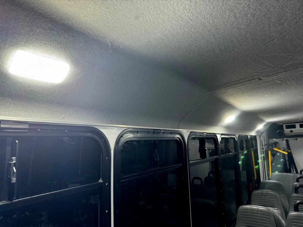 2017 Ford F-550 Eldorado 24 Passenger Wheelchair Shuttle Bus For Adults Seniors Church & Handicapped Transport - 22637415 - 34