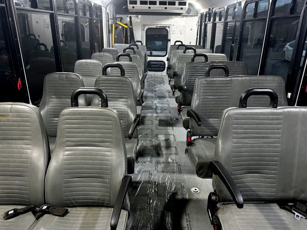 2017 Ford F-550 Eldorado 24 Passenger Wheelchair Shuttle Bus For Adults Seniors Church & Handicapped Transport - 22637415 - 5