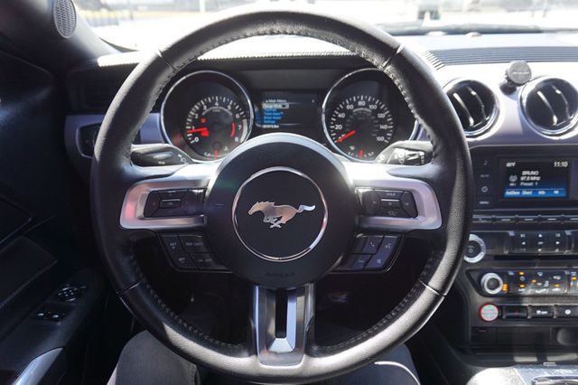 2017 Ford Mustang 1 OWNER, PREMIUM WHEELS, RACING STRIPES, REAR SPOILER - 23016604 - 23