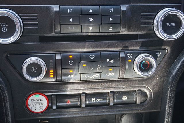 2017 Ford Mustang 1 OWNER, PREMIUM WHEELS, RACING STRIPES, REAR SPOILER - 23016604 - 32