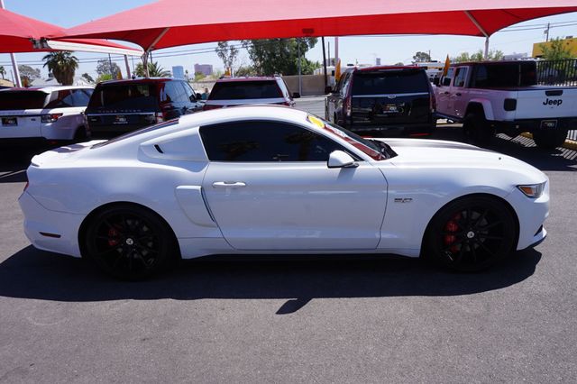 2017 Ford Mustang 1 OWNER, PREMIUM WHEELS, RACING STRIPES, REAR SPOILER - 23016604 - 4