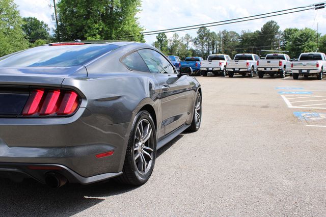 2017 Ford Mustang EcoBoost Fastback - 23026916 - 31