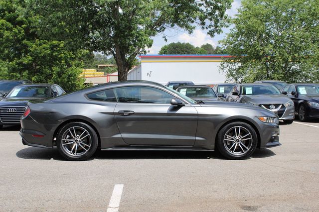 2017 Ford Mustang EcoBoost Coupe Premium's photo