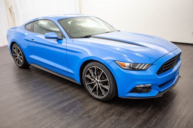 2017 Ford Mustang EcoBoost Fastback - 22569080 - 1