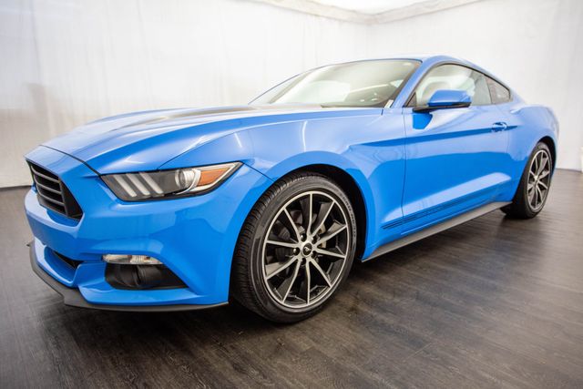 2017 Ford Mustang EcoBoost Fastback - 22569080 - 24