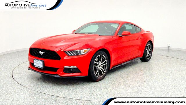 2017 Ford Mustang EcoBoost Fastback - 22961980 - 0